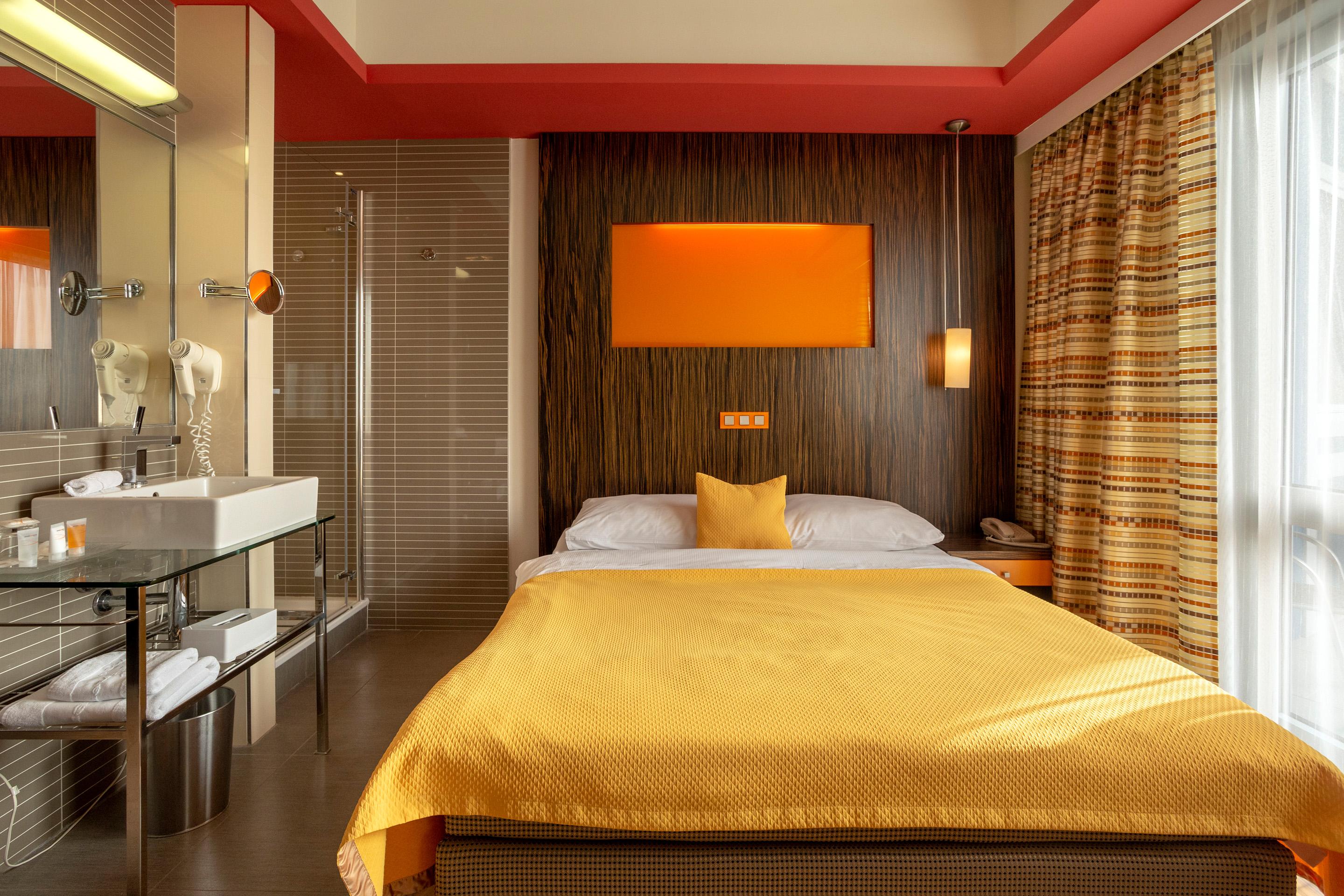 Continental Hotel 4*