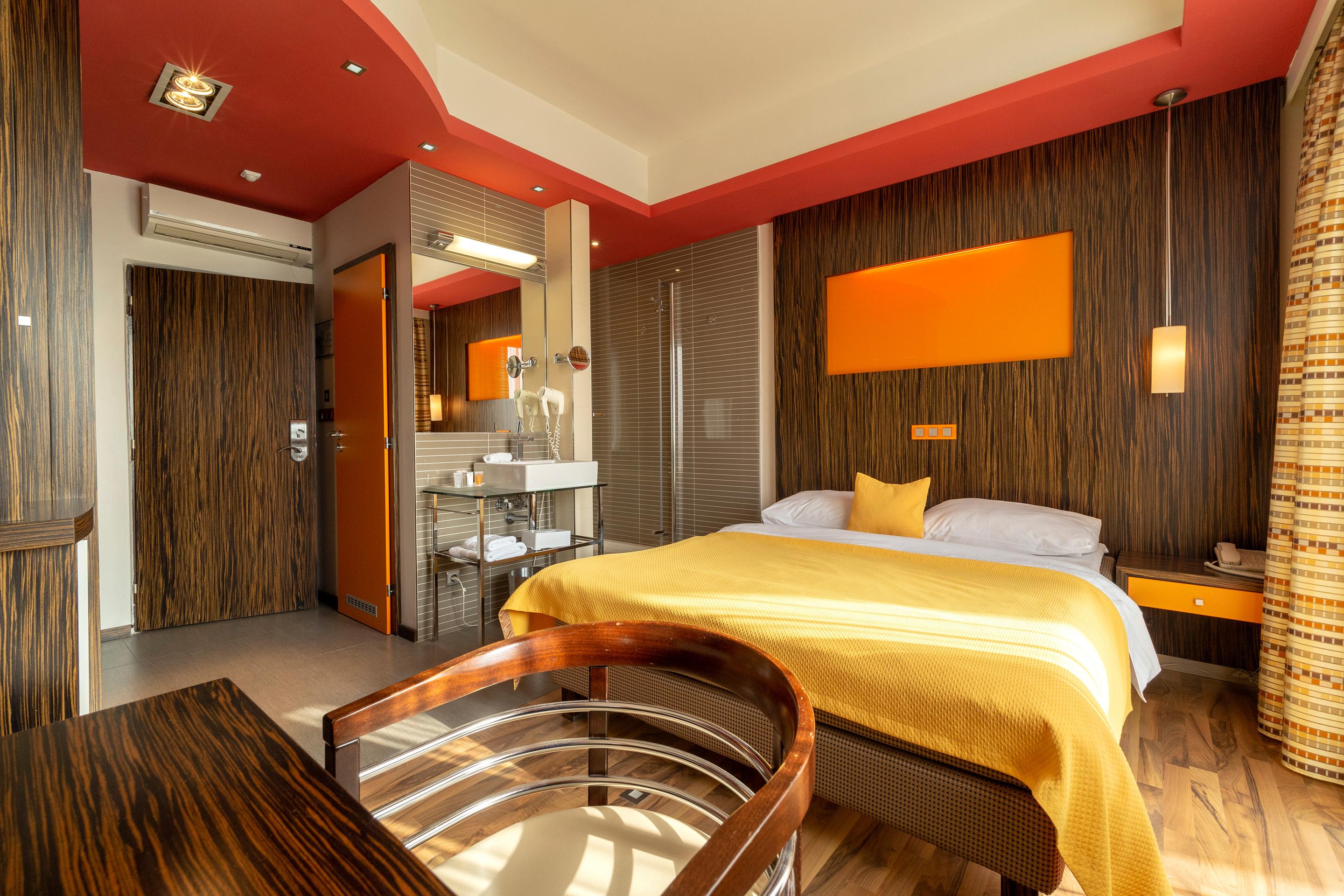 Continental Hotel
