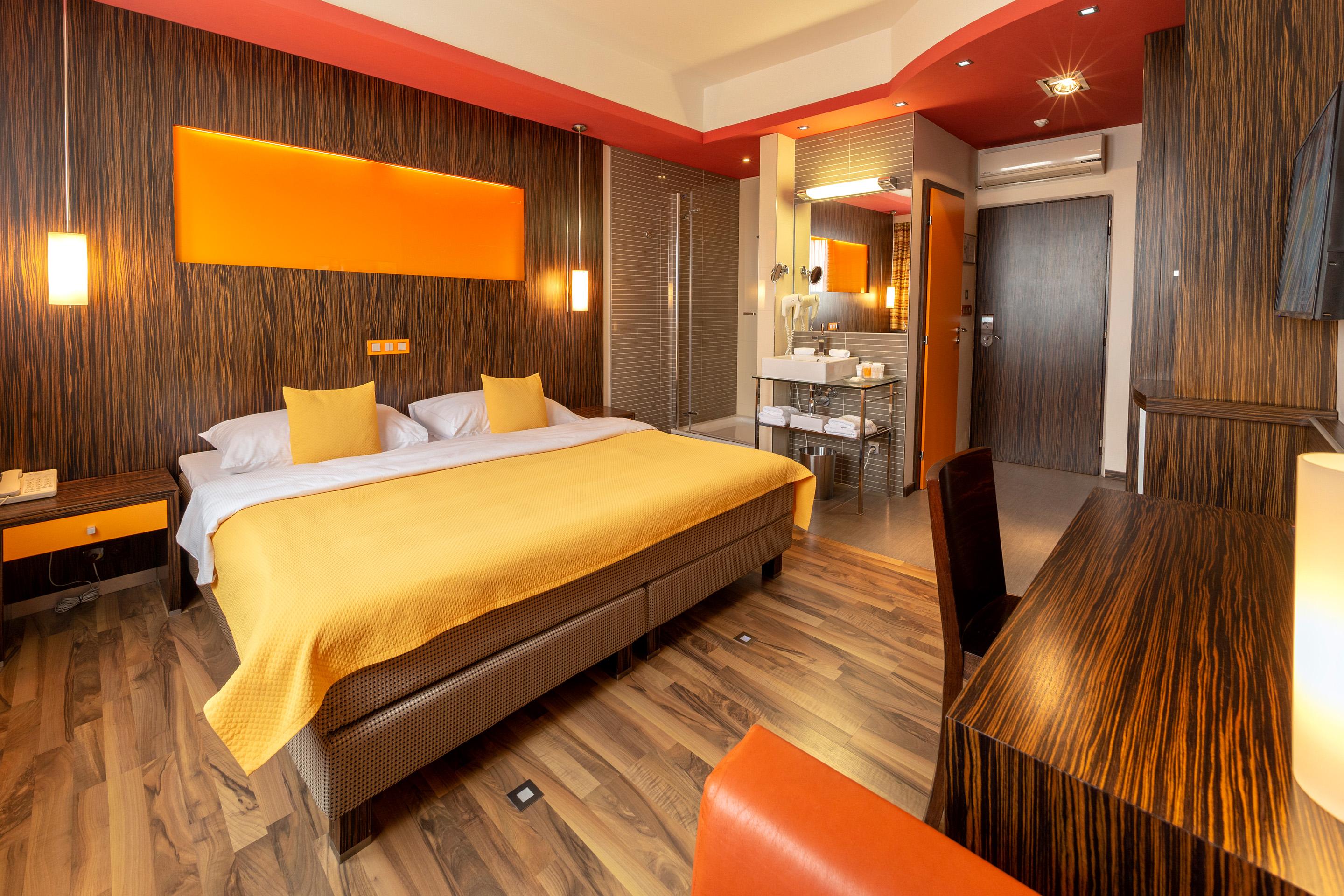Continental Hotel 4*