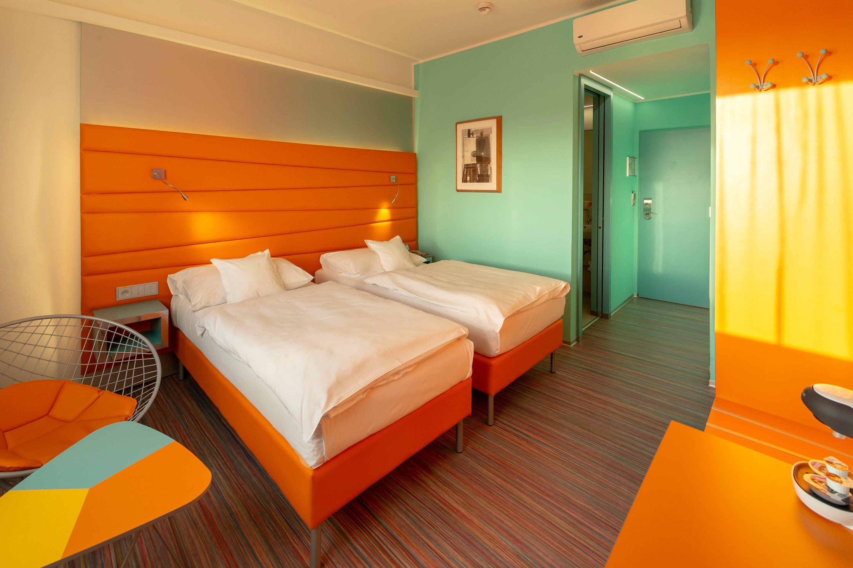 Continental 4*